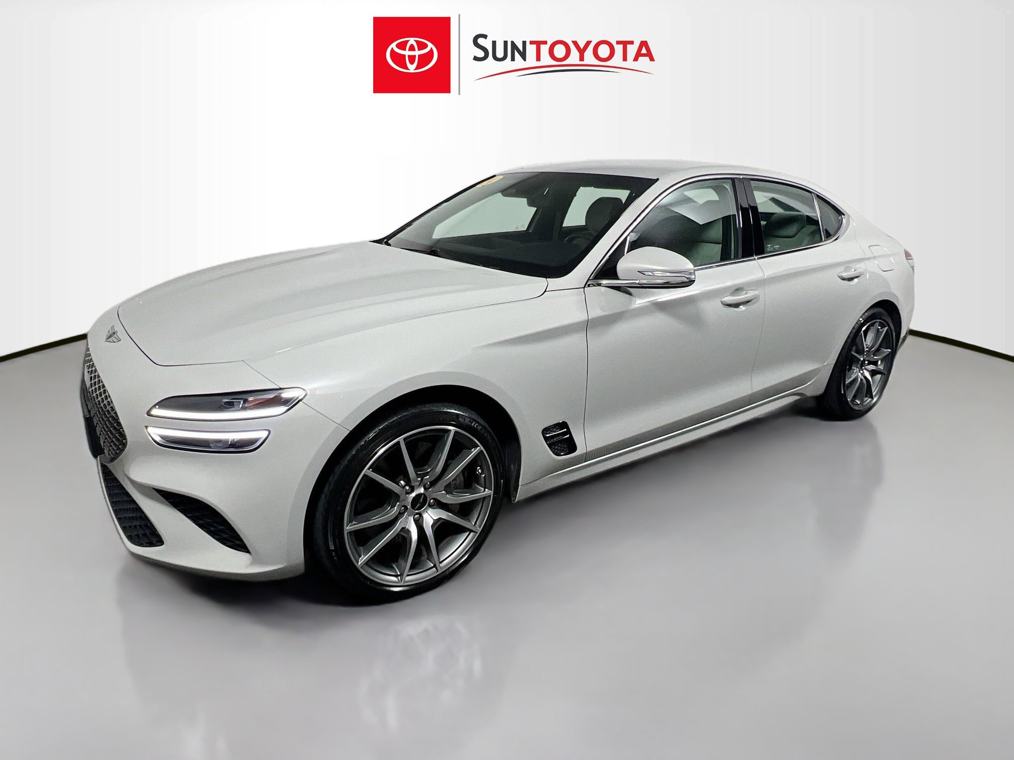 Used 2024 Genesis G70 2.5T AWD/4WD image 9