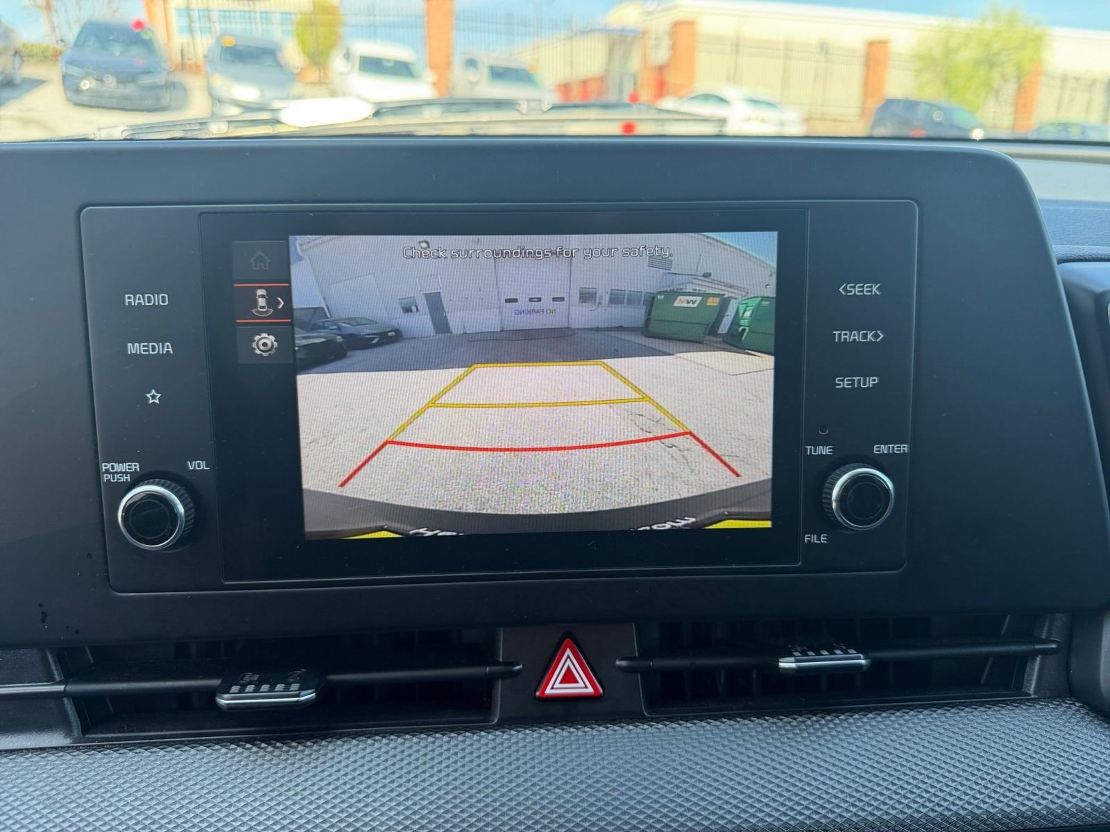 Used 2025 Kia Sportage LX image 20