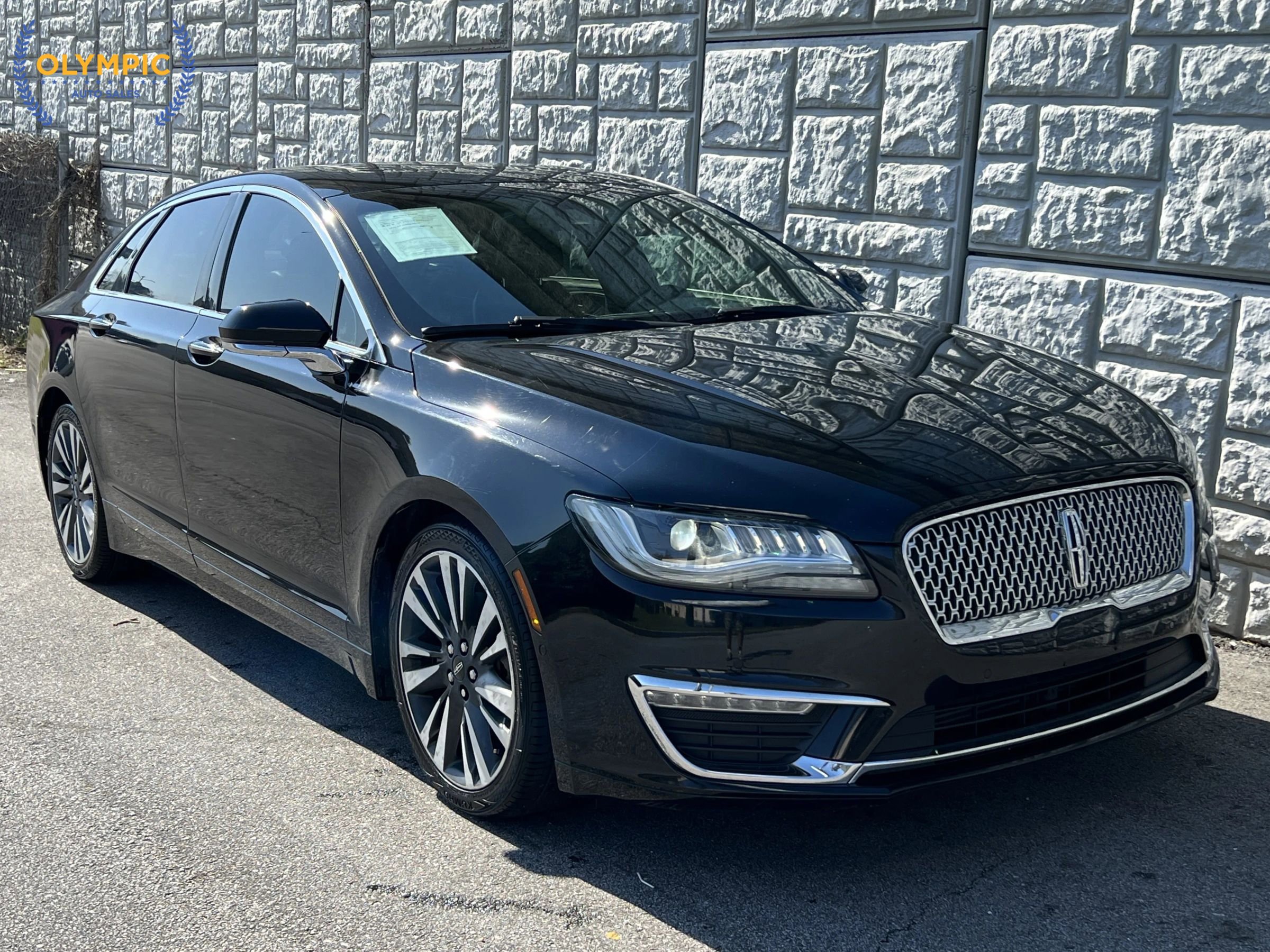 Used 2017 Lincoln MKZ Reserve w/ Technology Package image 3