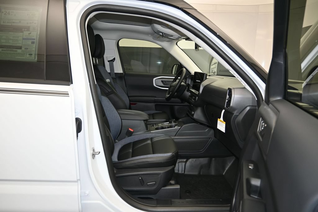 New 2026 Ford Bronco Sport Outer Banks w/ Sasquatch Outer Banks Package AWD/4WD image 28