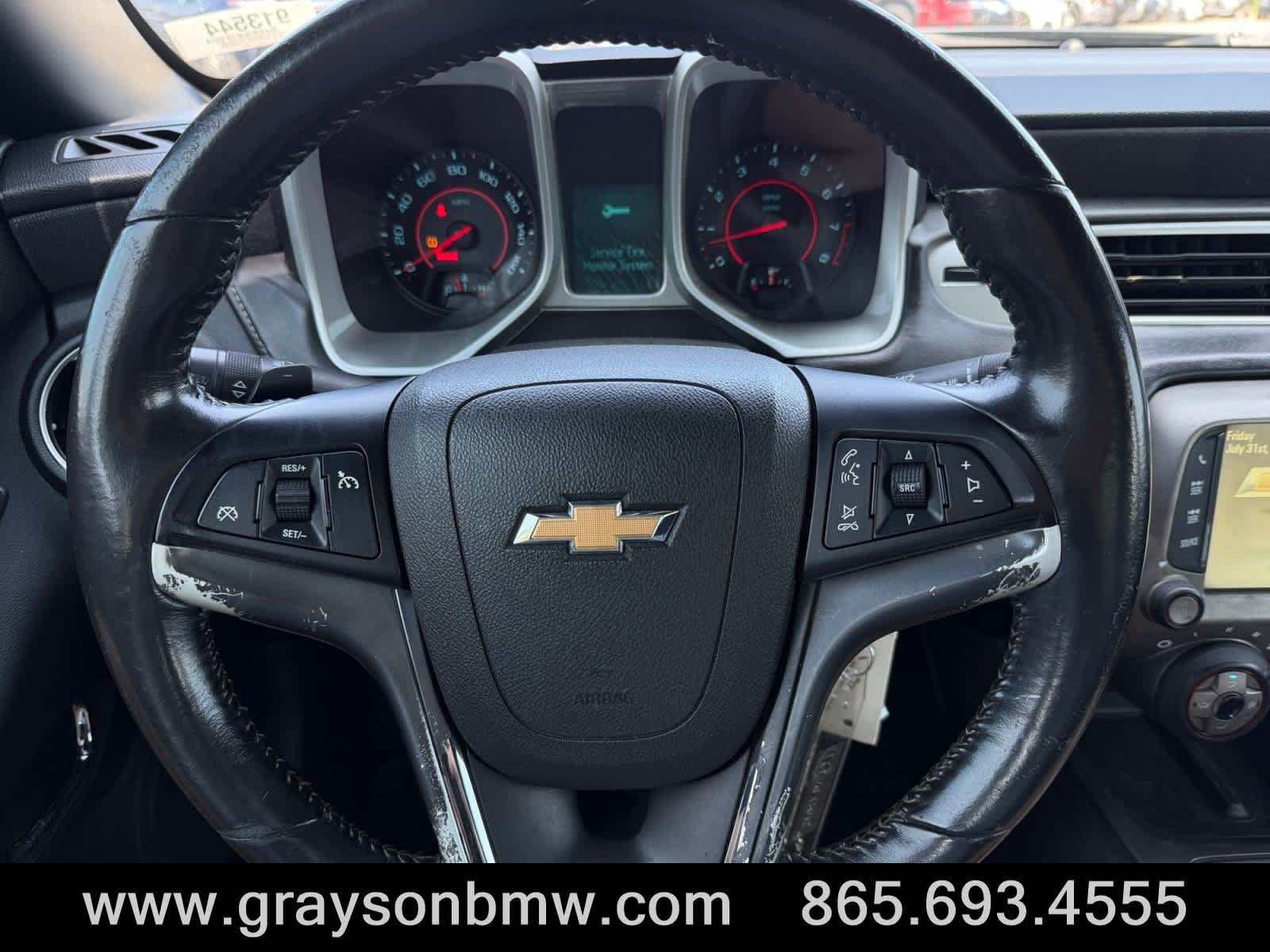 Used 2015 Chevrolet Camaro LT RWD image 25