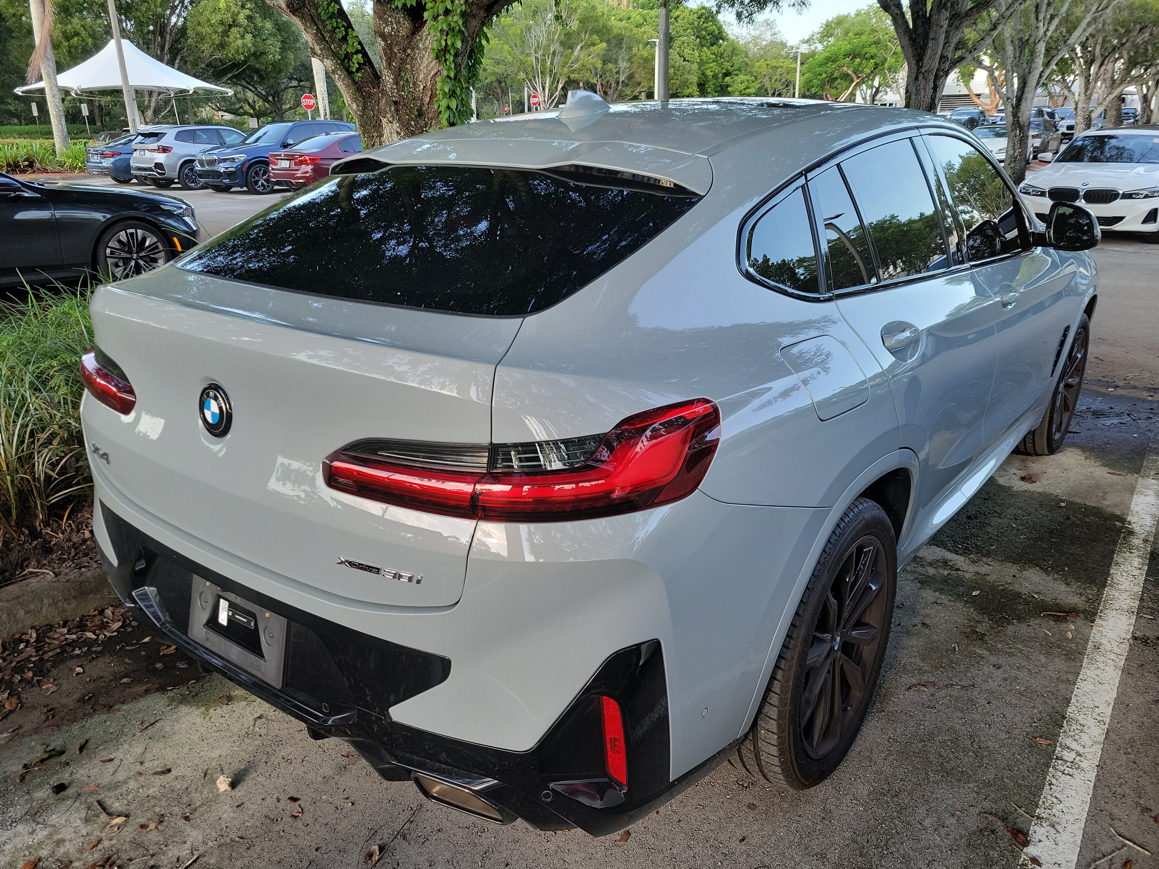 Certified 2024 BMW X4 xDrive30i w/ Premium Package AWD/4WD image 7