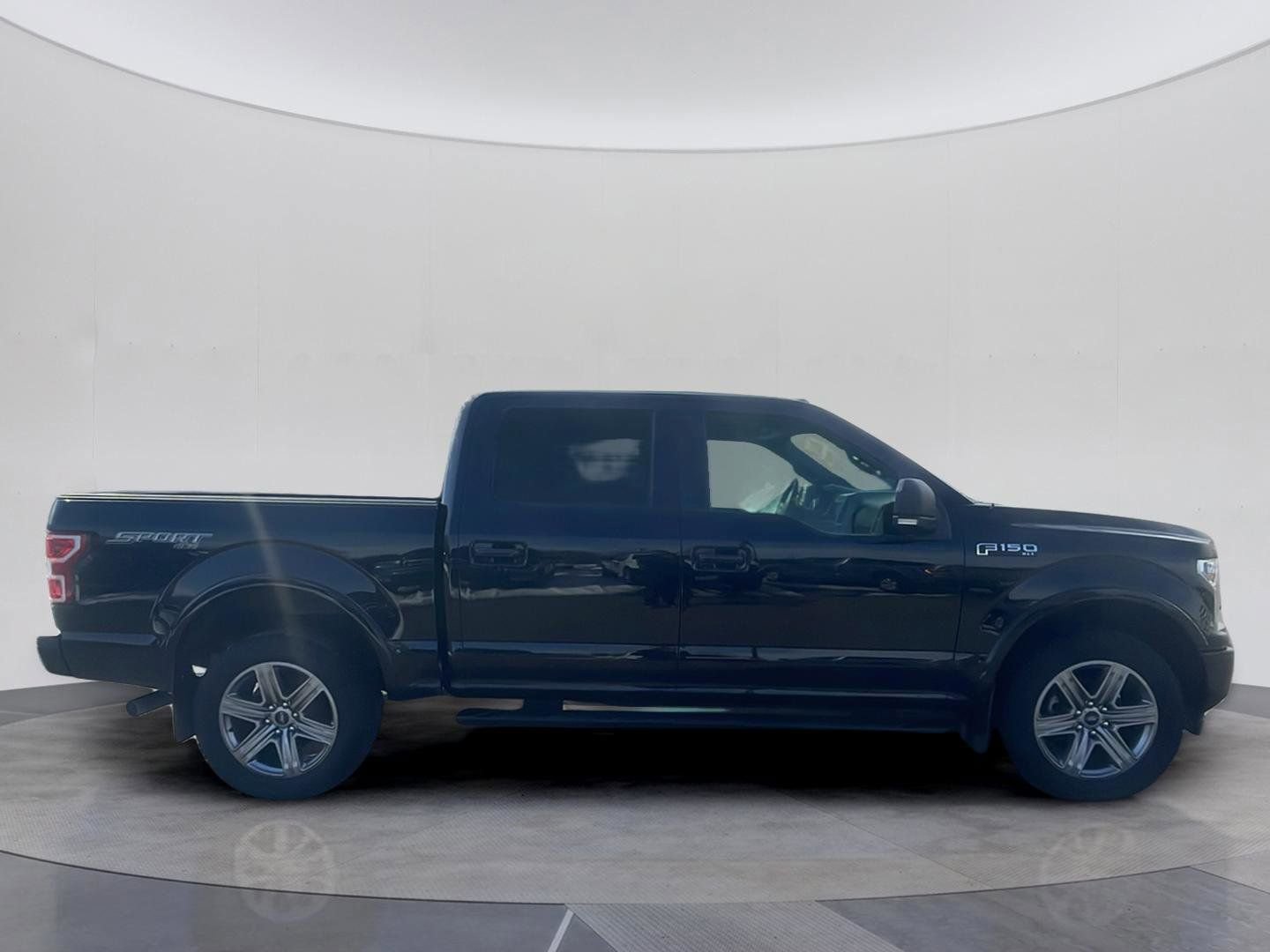 Used 2019 Ford F150 XLT w/ Equipment Group 302A Luxury image 8