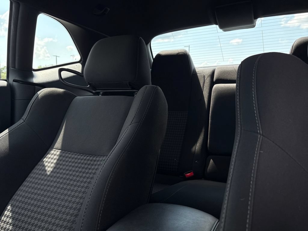 Used 2019 Dodge Challenger R/T w/ Driver Convenience Group RWD image 16