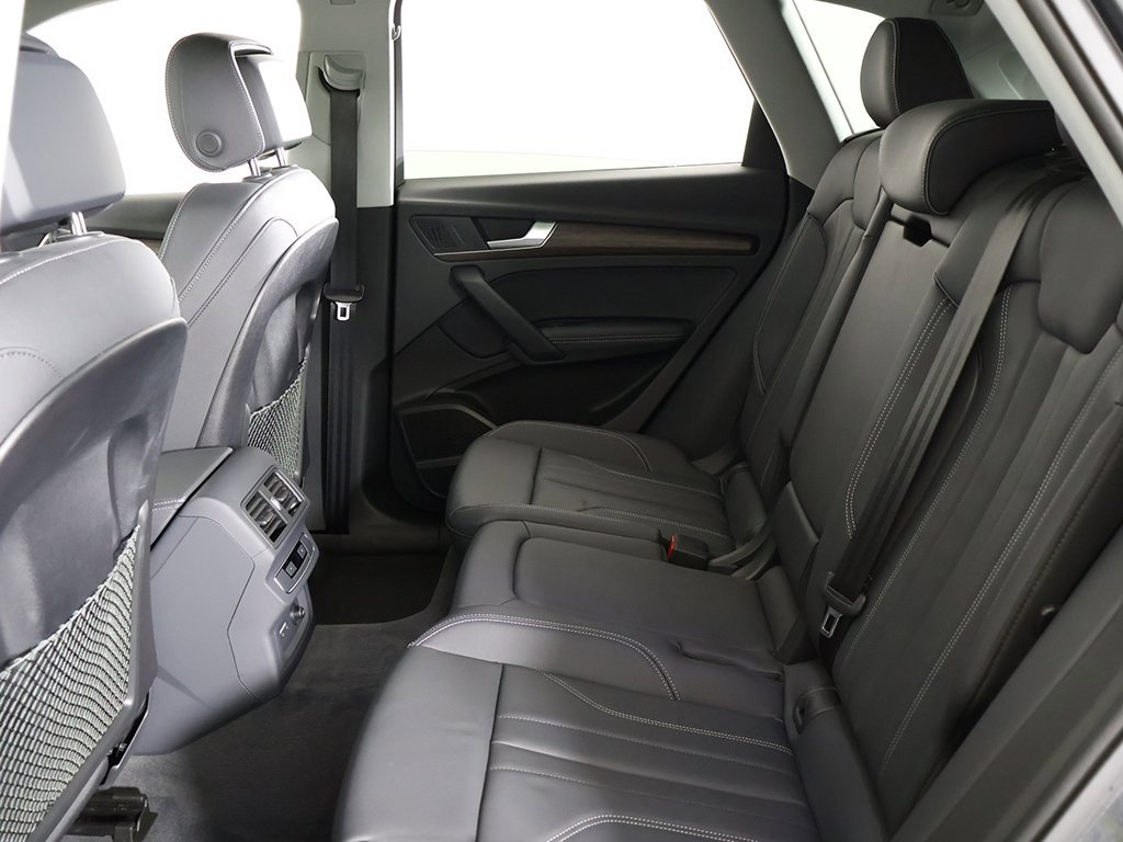 Used 2024 Audi Q5 e Premium Plus image 38