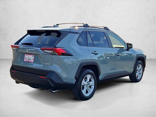 Used 2019 Toyota RAV4 XLE w/ Convenience Package FWD image 5