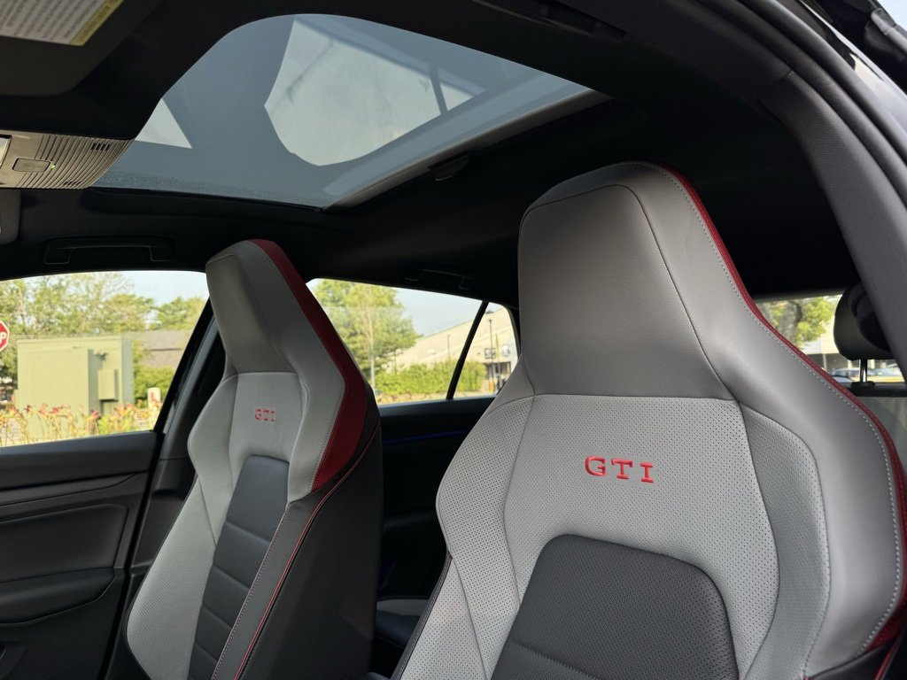 New 2025 Volkswagen GTI SE image 22