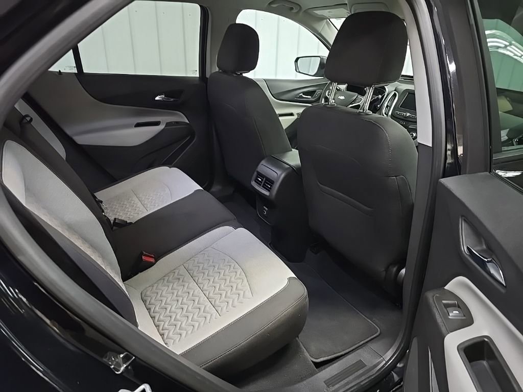 Used 2023 Chevrolet Equinox LS w/ LS Convenience Package image 17