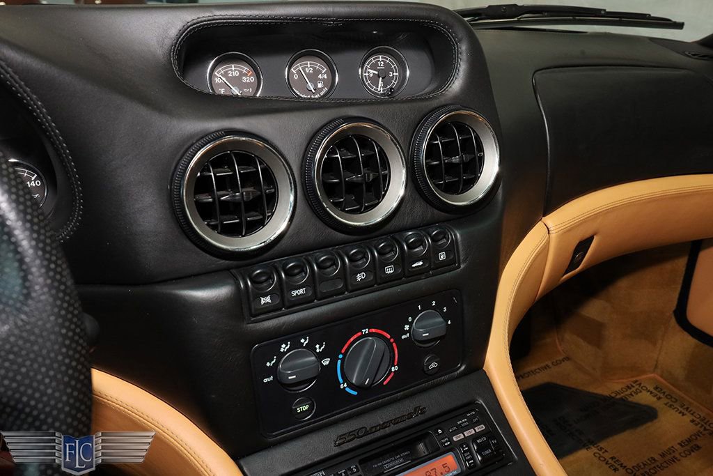 Used 1999 Ferrari 550 Maranello Coupe RWD image 30
