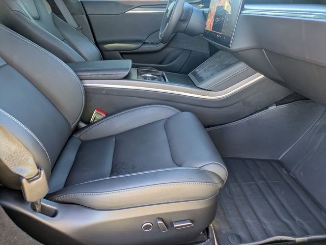 Used 2024 Tesla Model S Plaid image 12