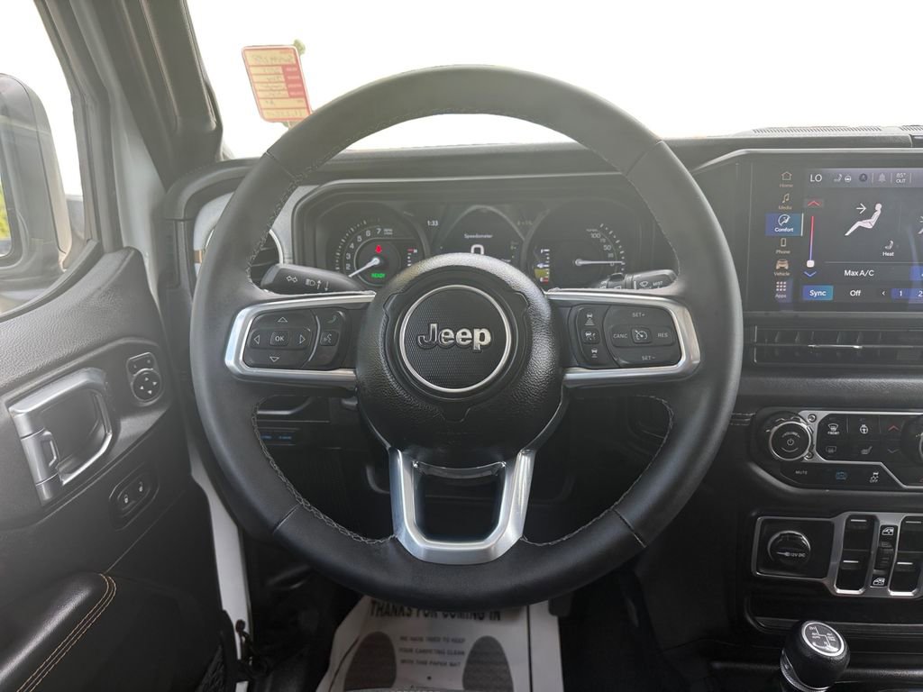 Certified 2025 Jeep Wrangler Unlimited Sahara w/ Safety Group image 12