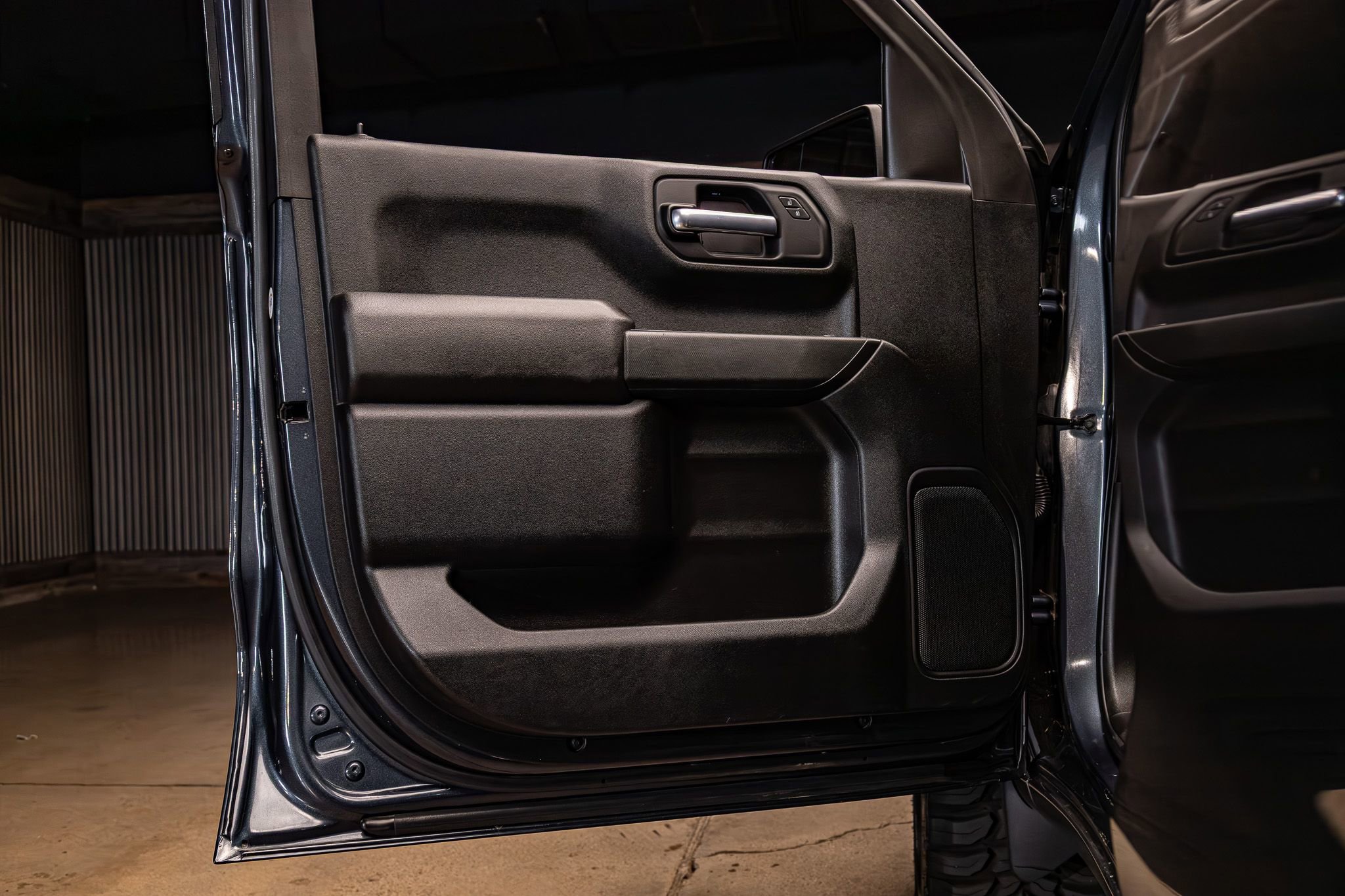 Used 2021 Chevrolet Silverado 1500 Custom RWD image 26