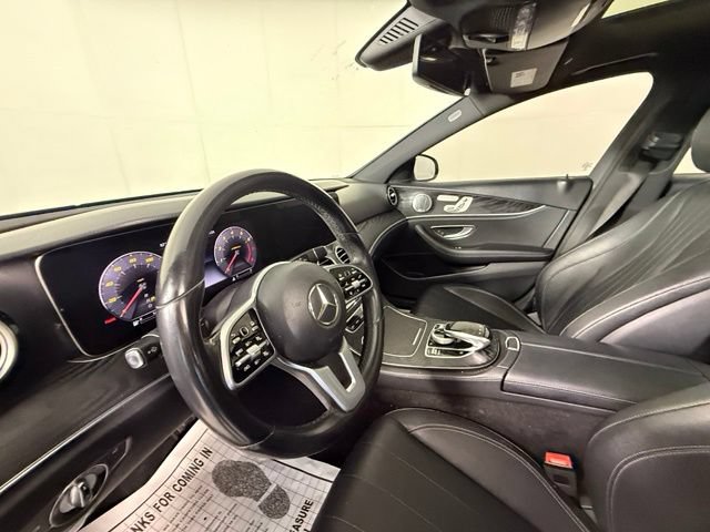 Used 2020 Mercedes-Benz E 350 Sedan image 4