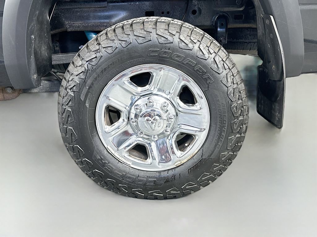 Used 2018 RAM 2500 Tradesman w/ Chrome Appearance Group AWD/4WD image 32