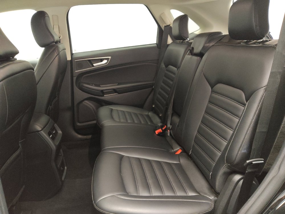 Used 2024 Ford Edge SEL image 18