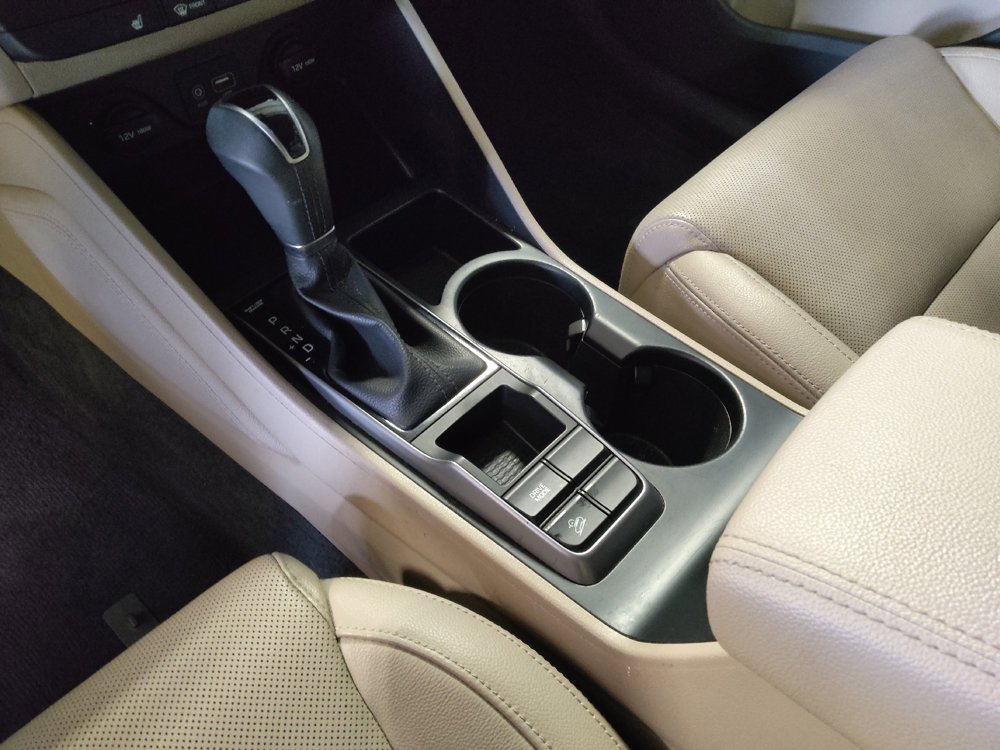 Used 2017 Hyundai Tucson Limited image 26