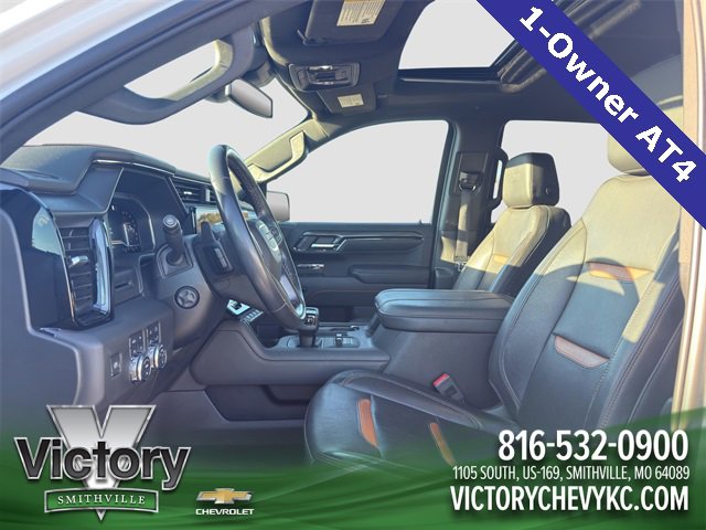 Used 2023 GMC Sierra 1500 AT4 w/ AT4 Premium Package image 9