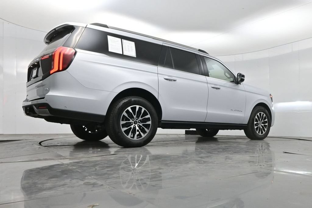Used 2025 Ford Expedition Max Platinum AWD/4WD image 57