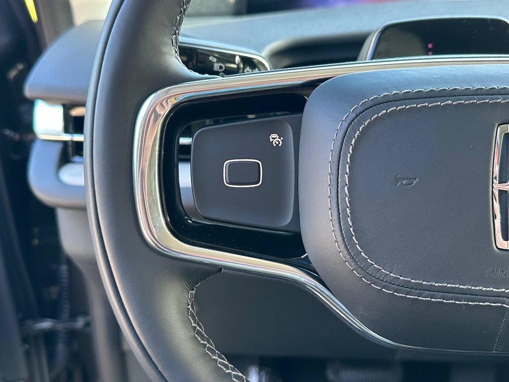 New 2027 Lincoln Navigator Reserve AWD/4WD image 8