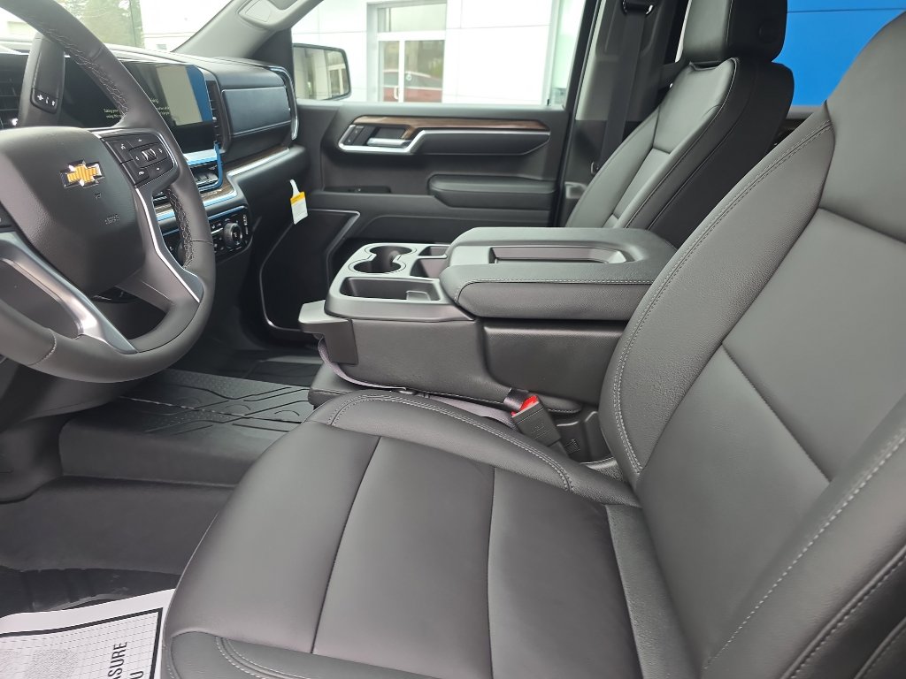 New 2026 Chevrolet Silverado 1500 LT w/ Leather Package image 27