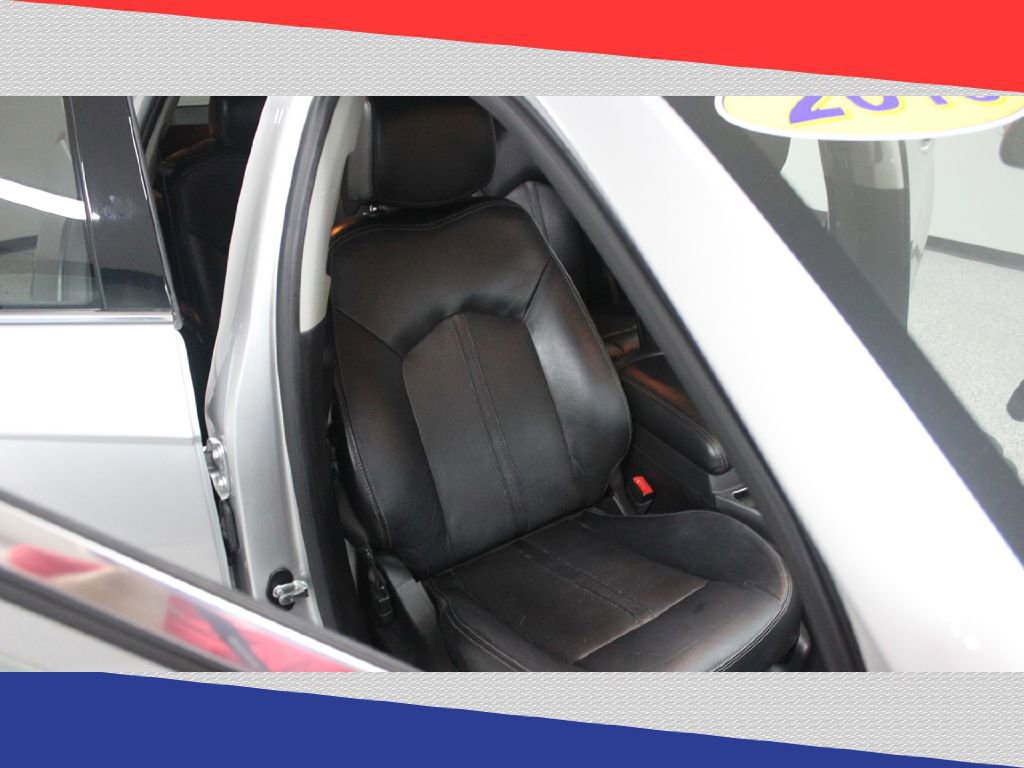 Used 2016 Cadillac SRX Luxury w/ Driver Awareness Package image 34