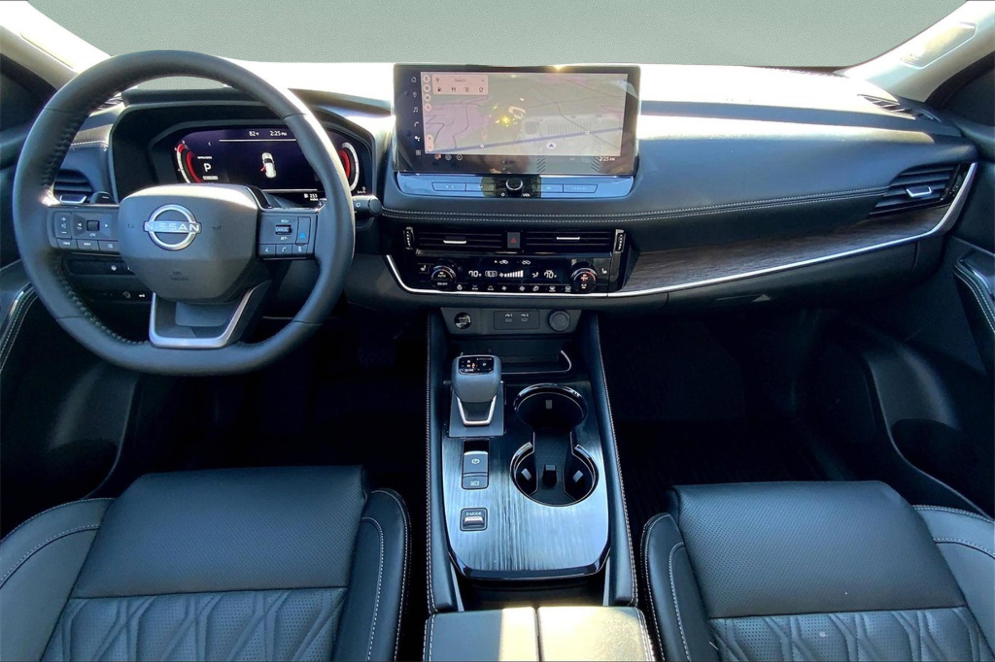 New 2025 Nissan Rogue Platinum w/ Platinum Premium Package image 6