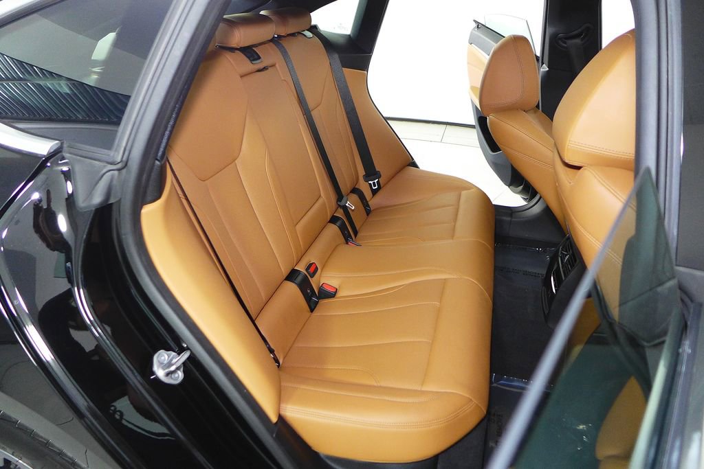 Used 2023 BMW i4 eDrive35 image 20