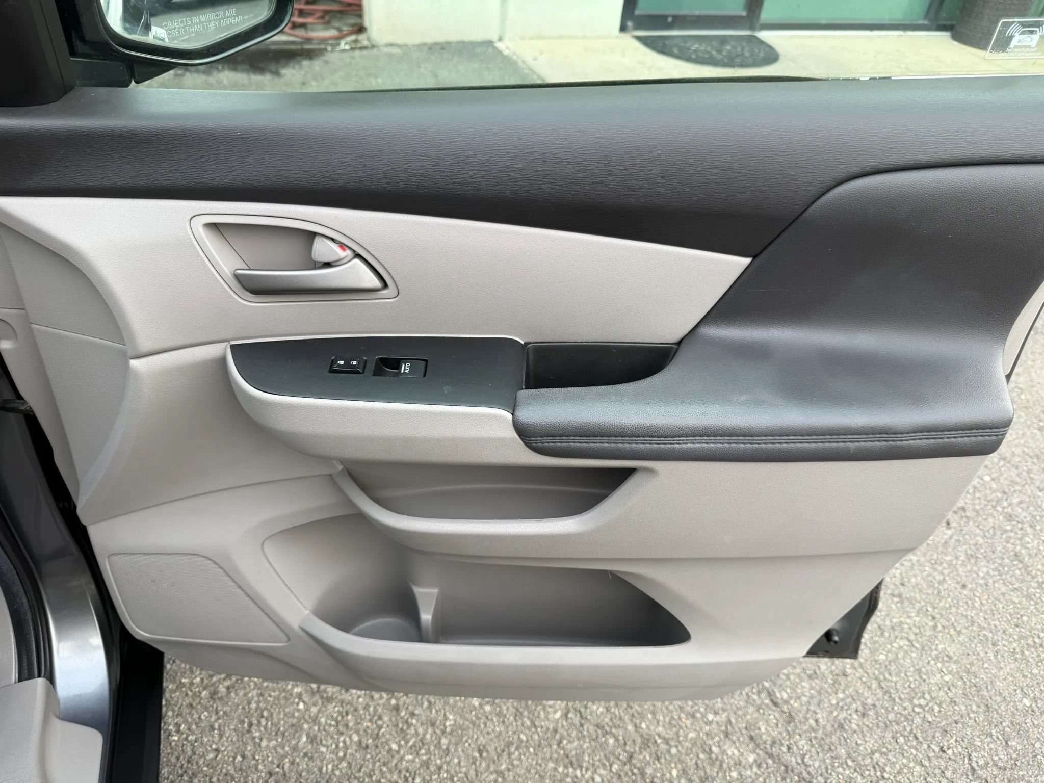 Used 2012 Honda Odyssey EX image 19