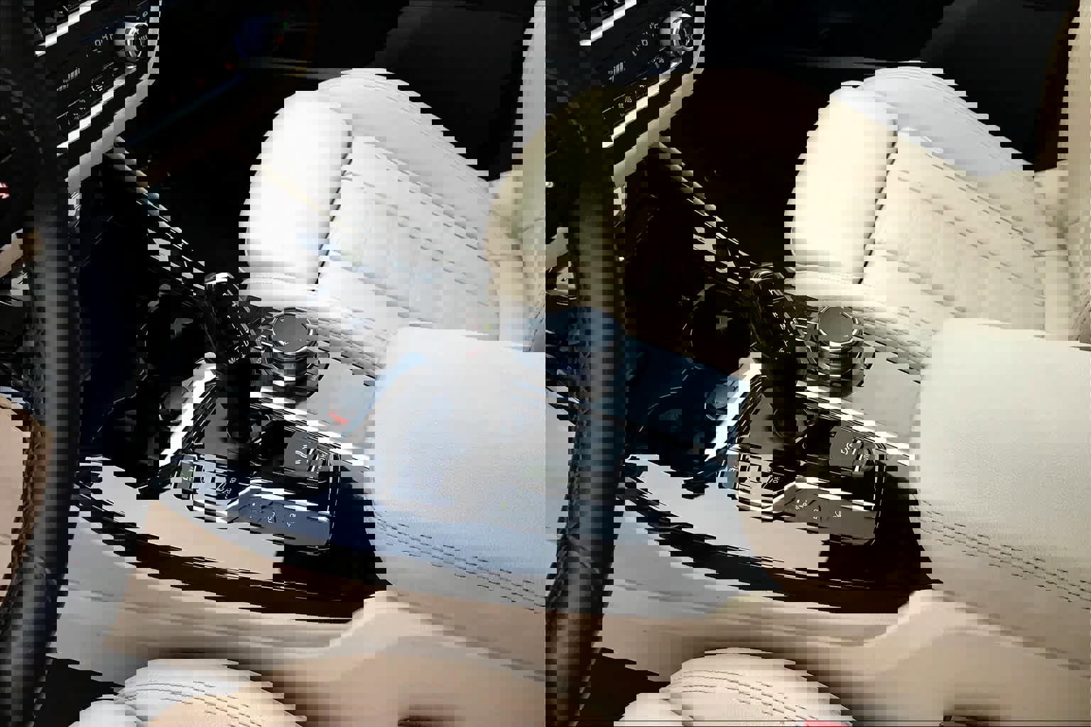 Used 2018 BMW X3 M40i image 16