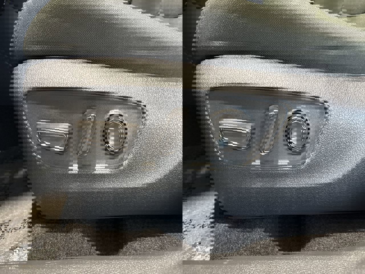 Certified 2025 Toyota RAV4 XLE image 12