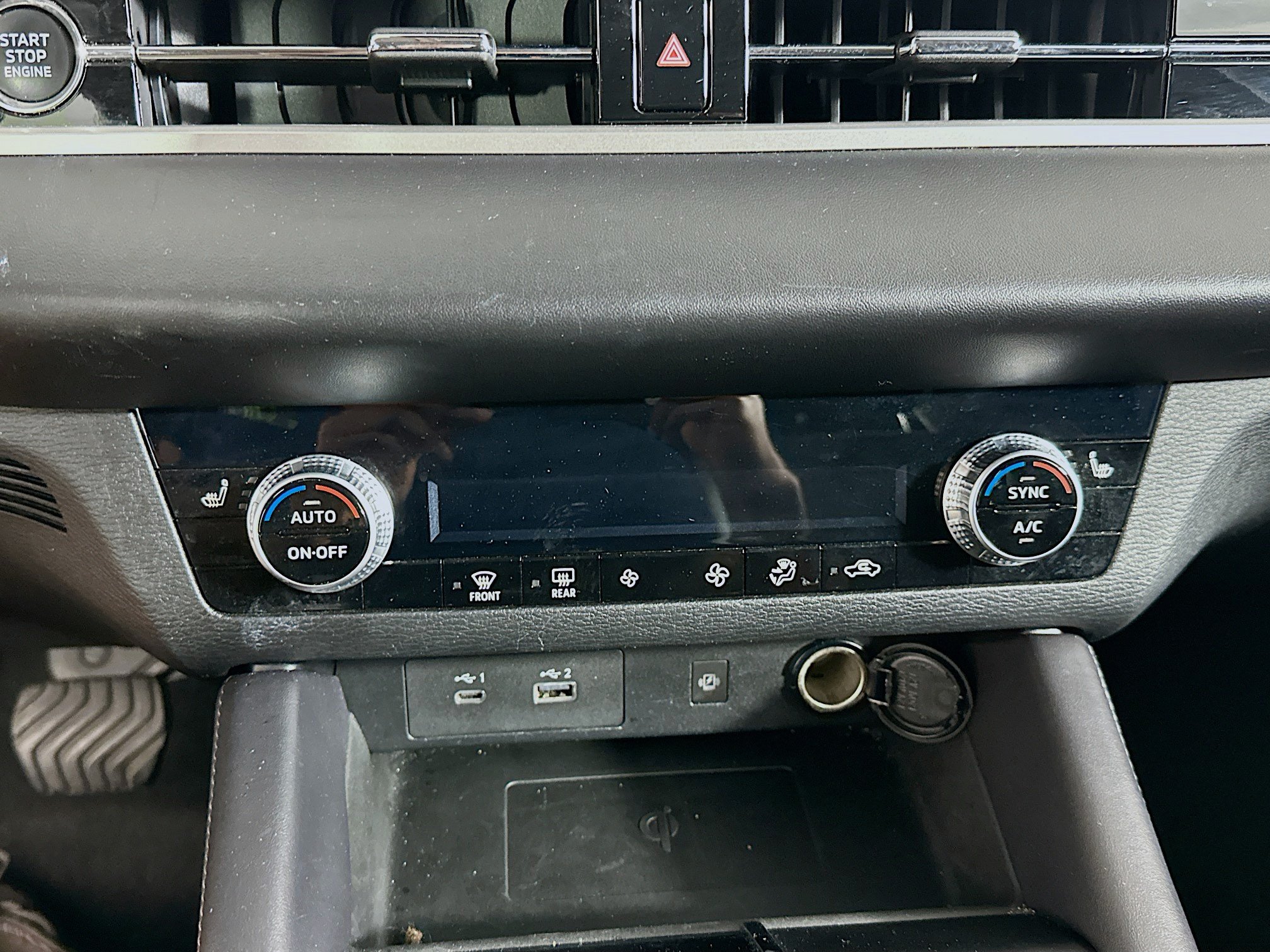 Used 2024 Mitsubishi Outlander SE FWD image 23