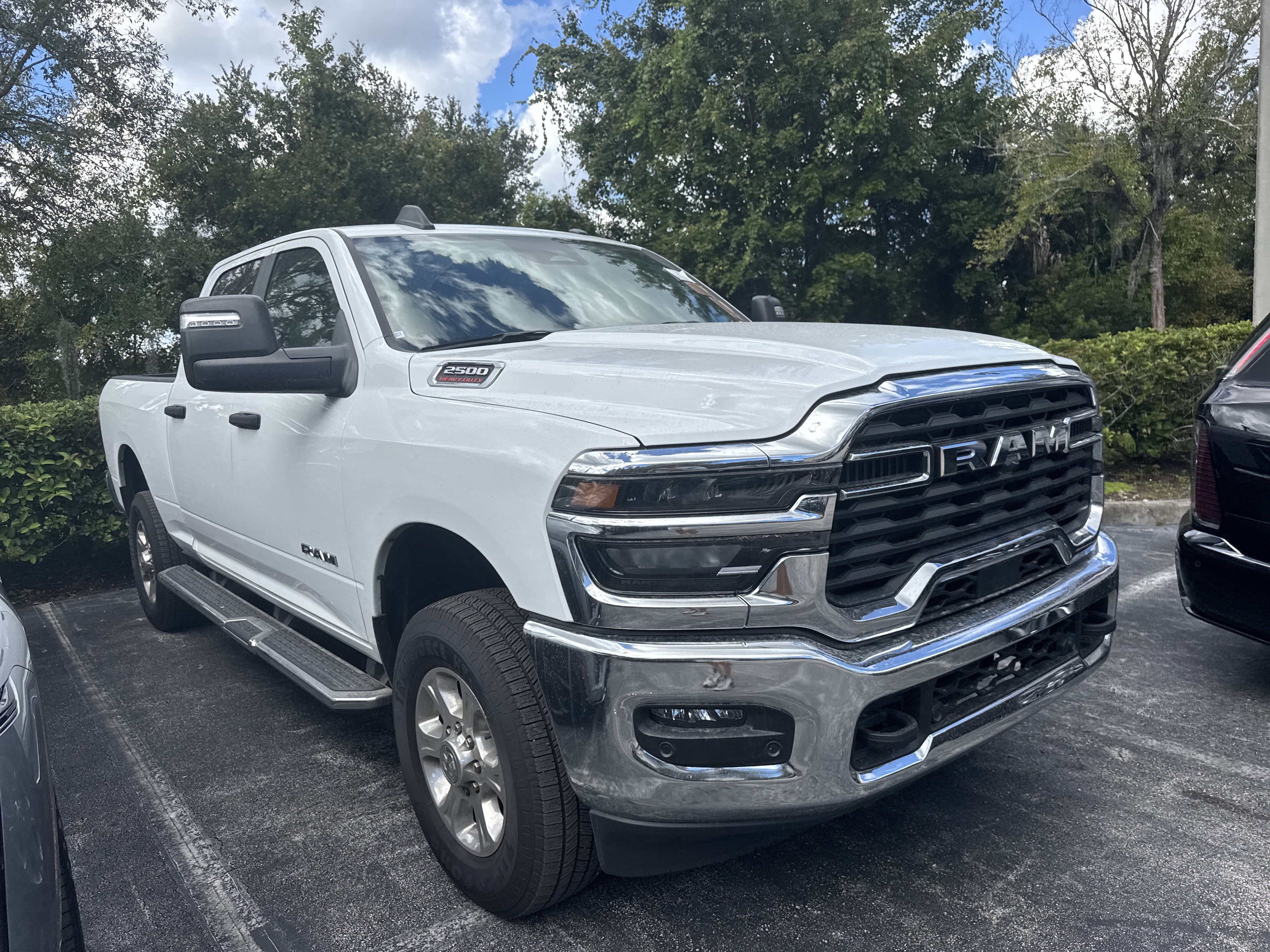 Used 2026 RAM 2500 Big Horn AWD/4WD image 4