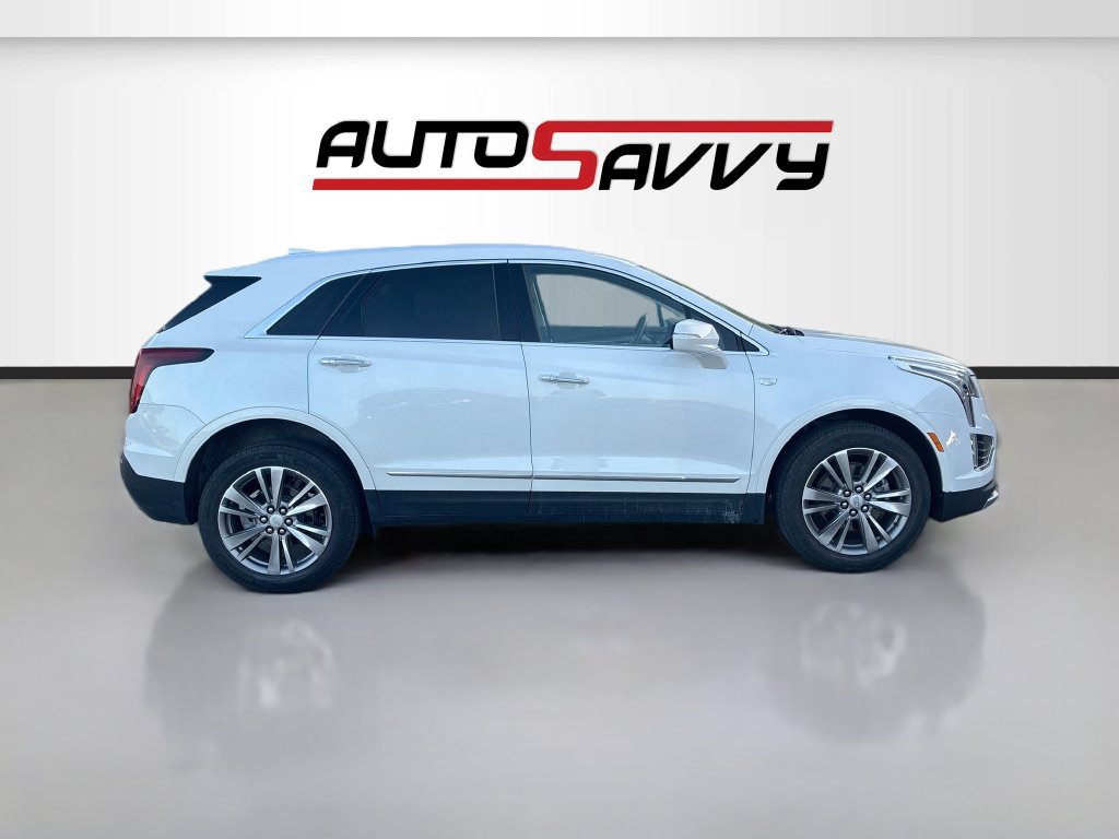 Used 2024 Cadillac XT5 Premium Luxury w/ LPO, Floor Liner Package AWD/4WD image 8