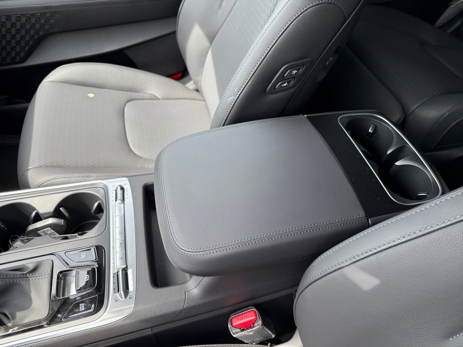 New 2025 Kia Carnival SX Prestige image 14