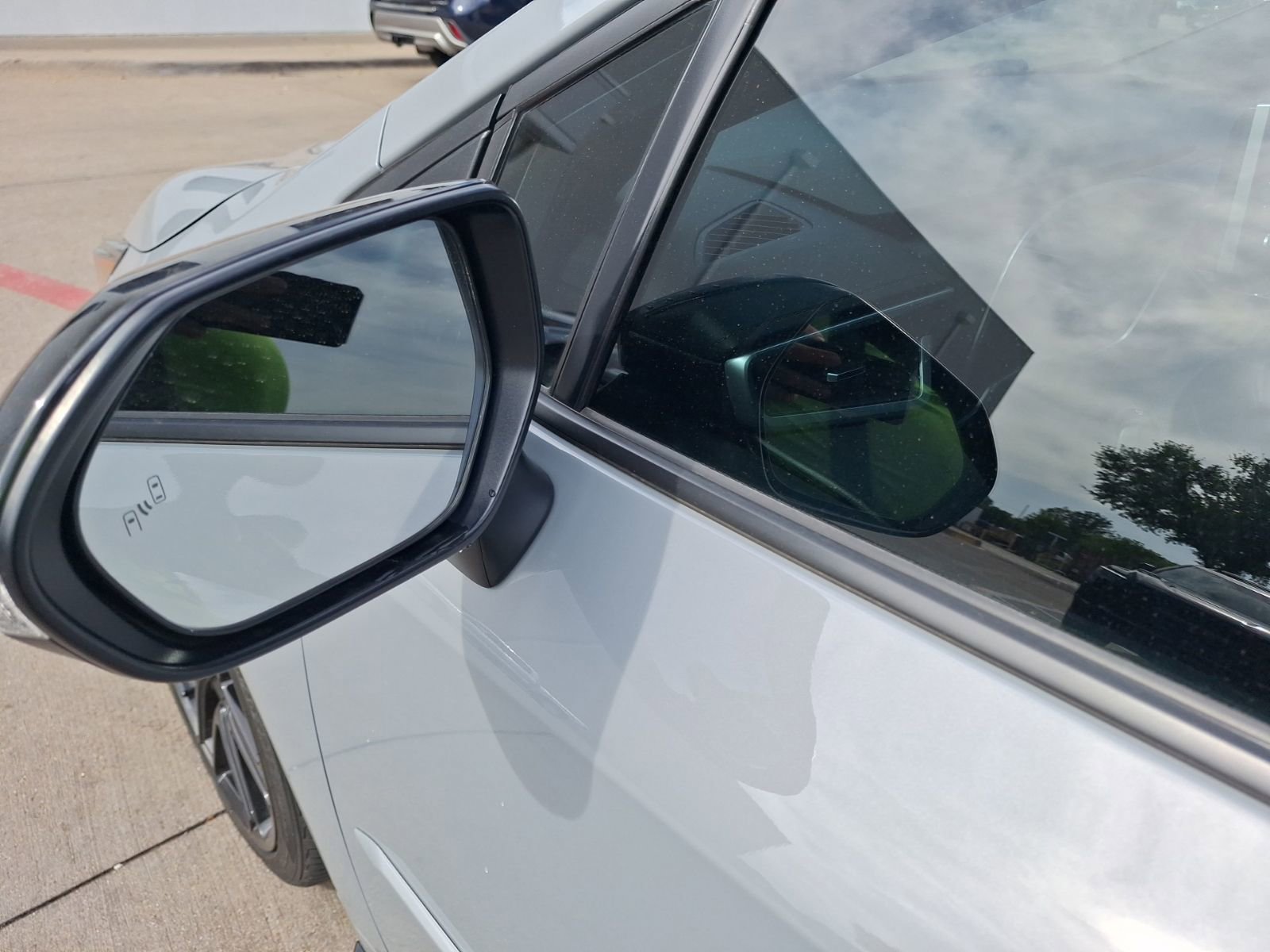 Used 2021 Toyota Corolla XSE image 14