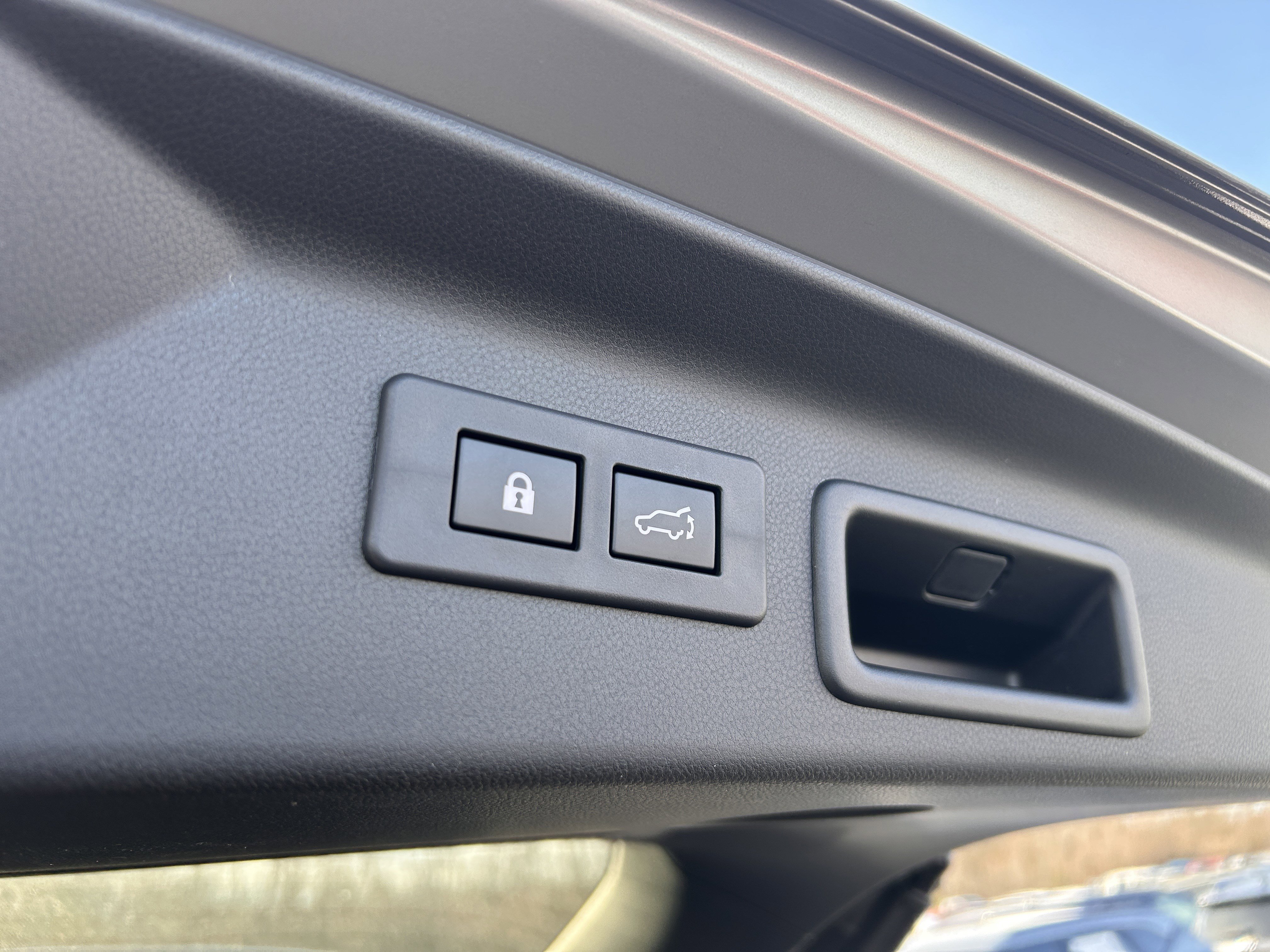 Certified 2025 Subaru Forester Premium image 29