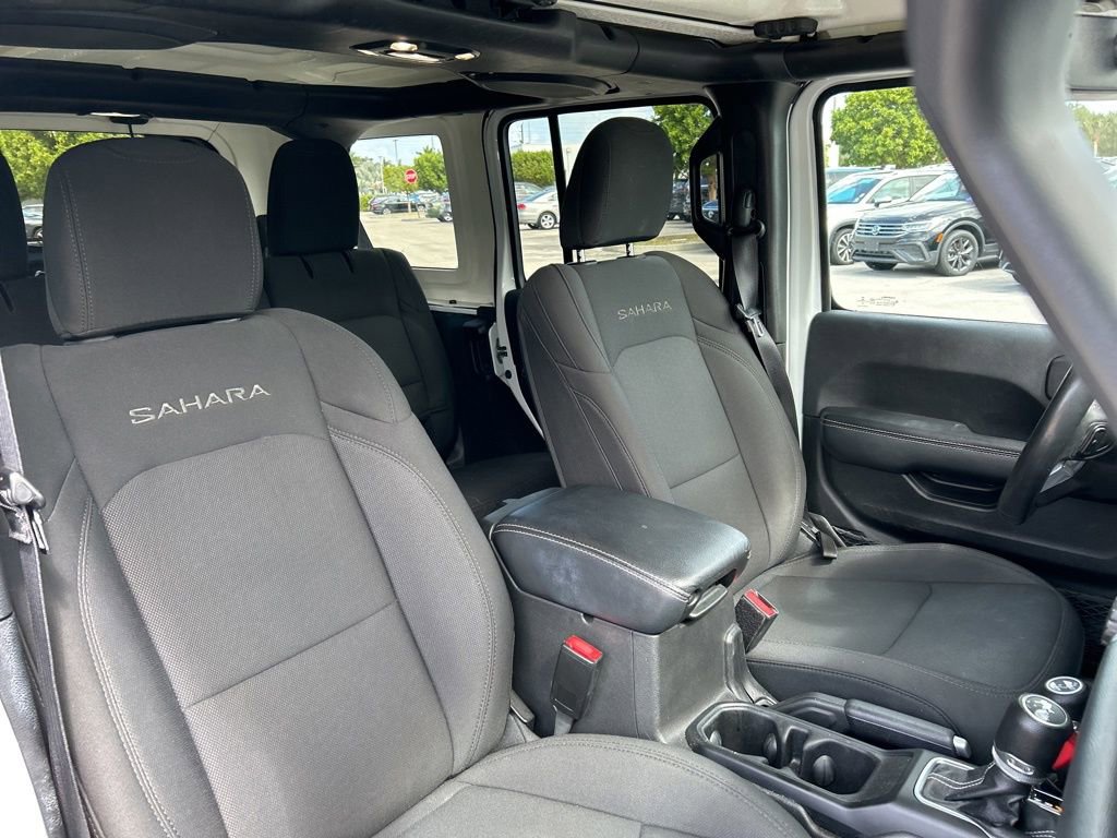 Used 2022 Jeep Wrangler Unlimited Sahara image 36