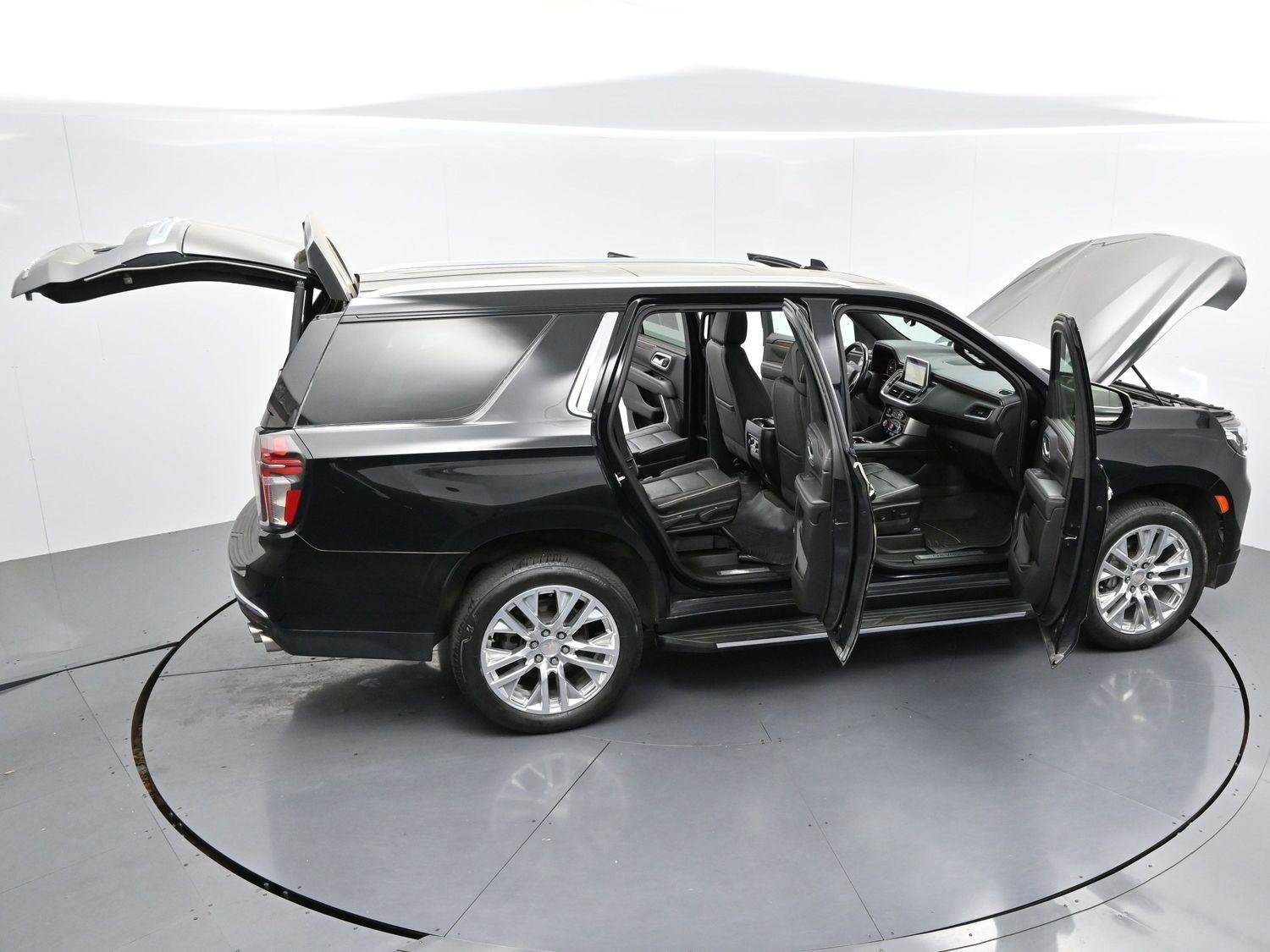 Used 2021 Chevrolet Tahoe Premier w/ Premium Package AWD/4WD image 49