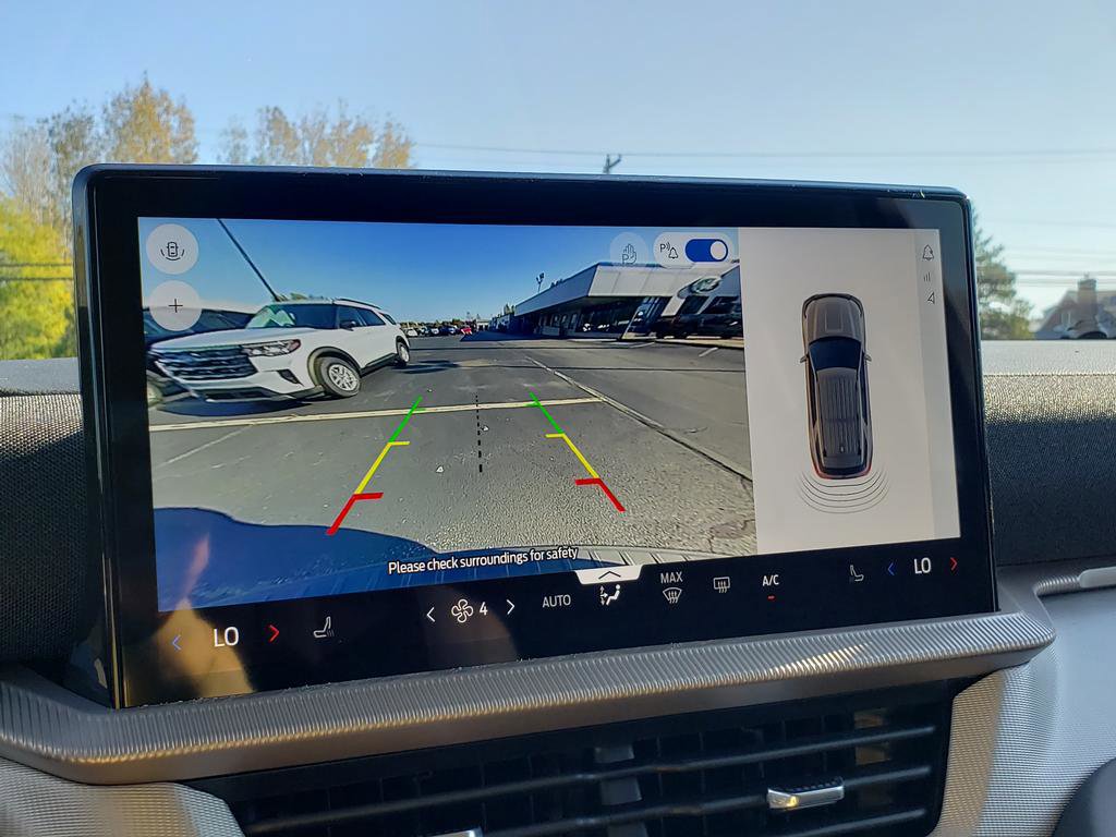 New 2026 Ford Explorer Active image 26