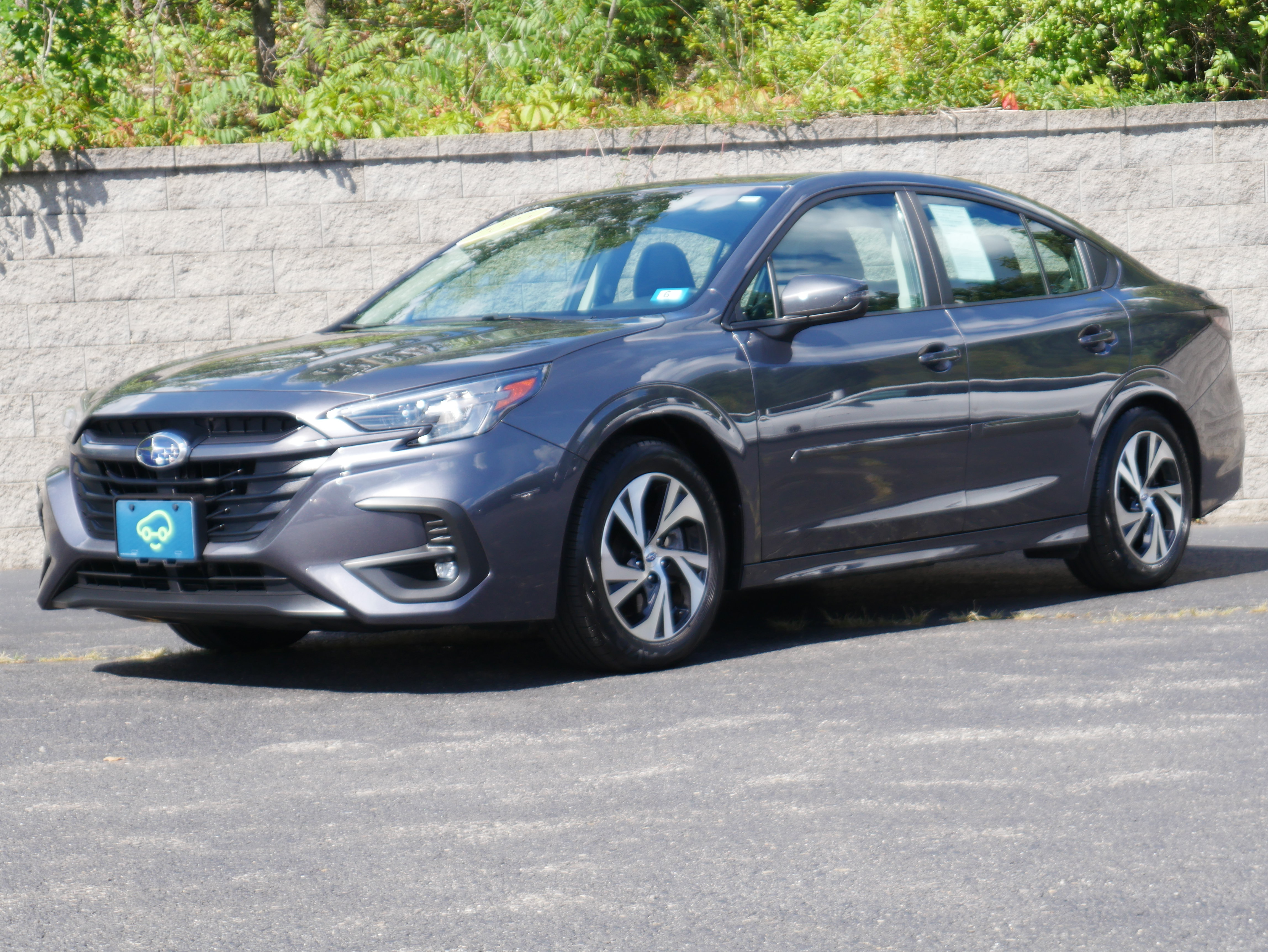 Used 2025 Subaru Legacy Premium AWD/4WD image 1