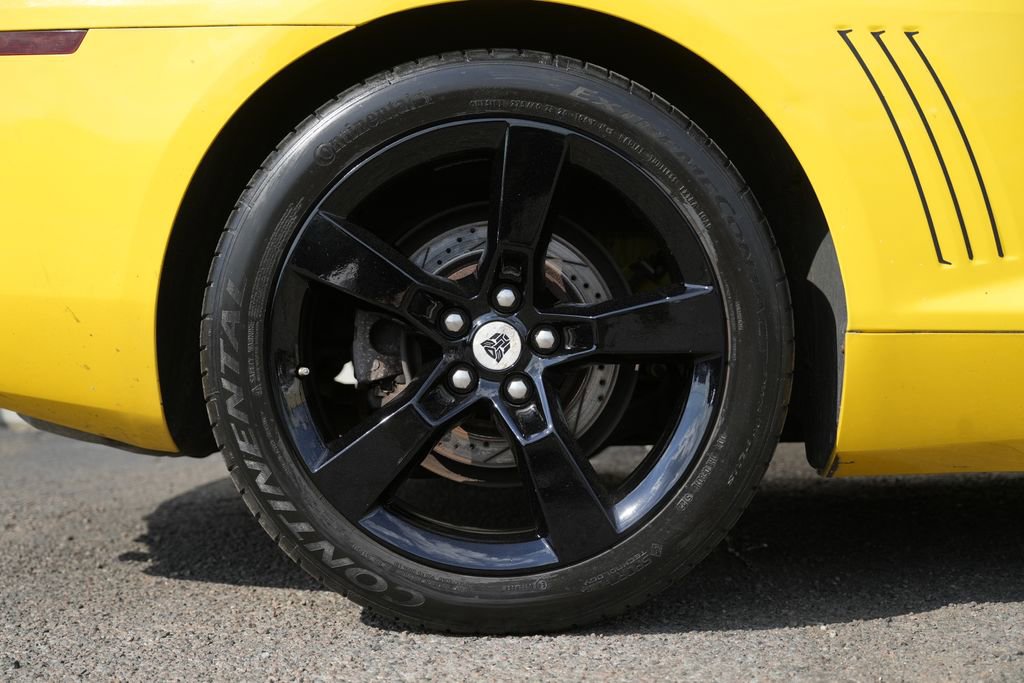 Used 2012 Chevrolet Camaro LT w/ Transformers 3 Edition RWD image 9