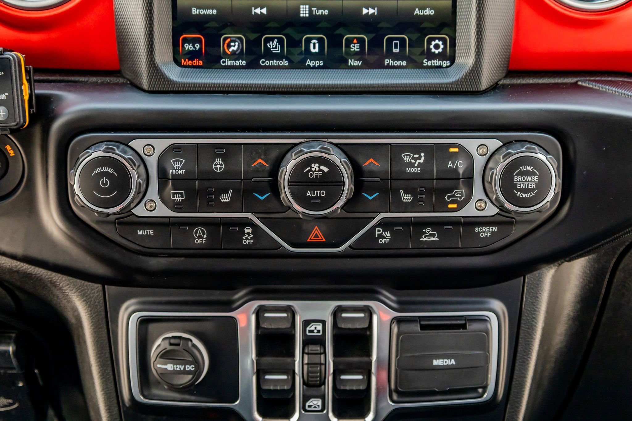 Used 2022 Jeep Gladiator Rubicon w/ LED Lighting Group image 25