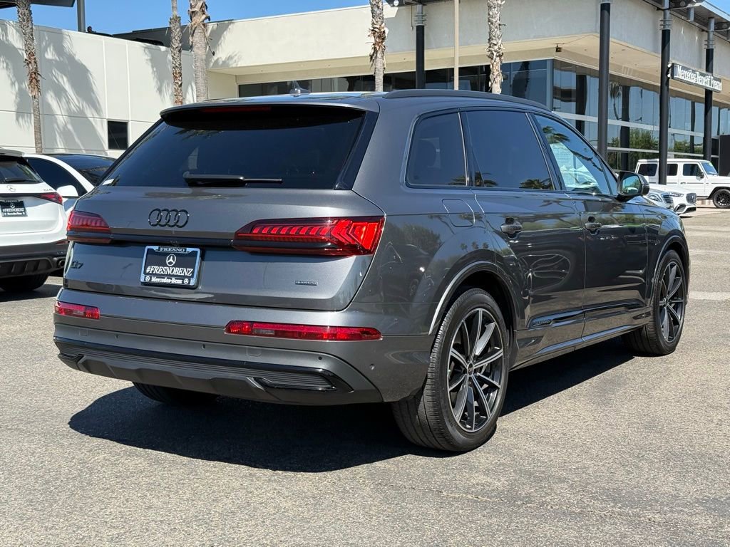Used 2023 Audi Q7 3.0T Prestige image 8