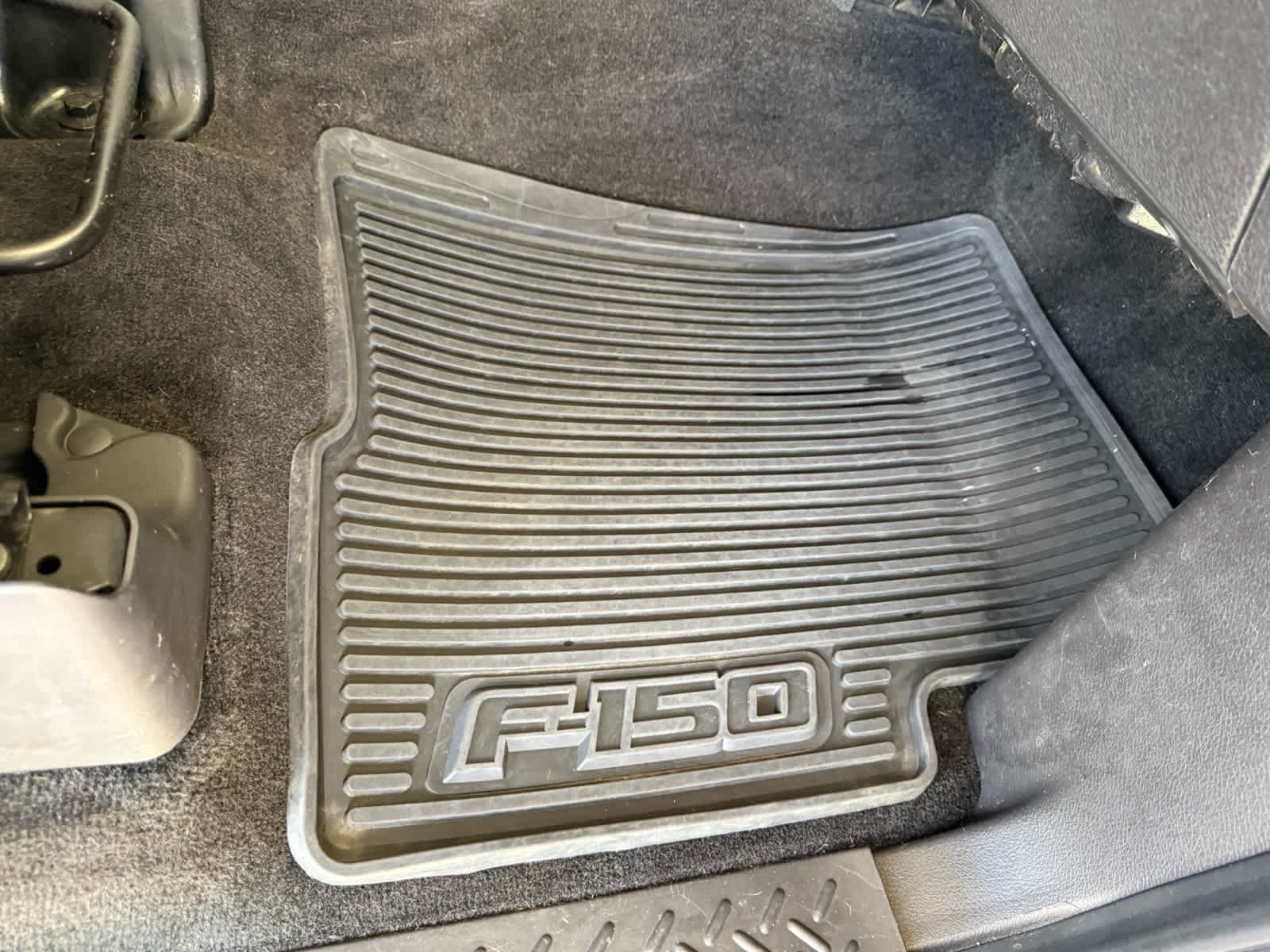 Used 2014 Ford F150 STX w/ Equipment Group 201A Mid AWD/4WD image 8