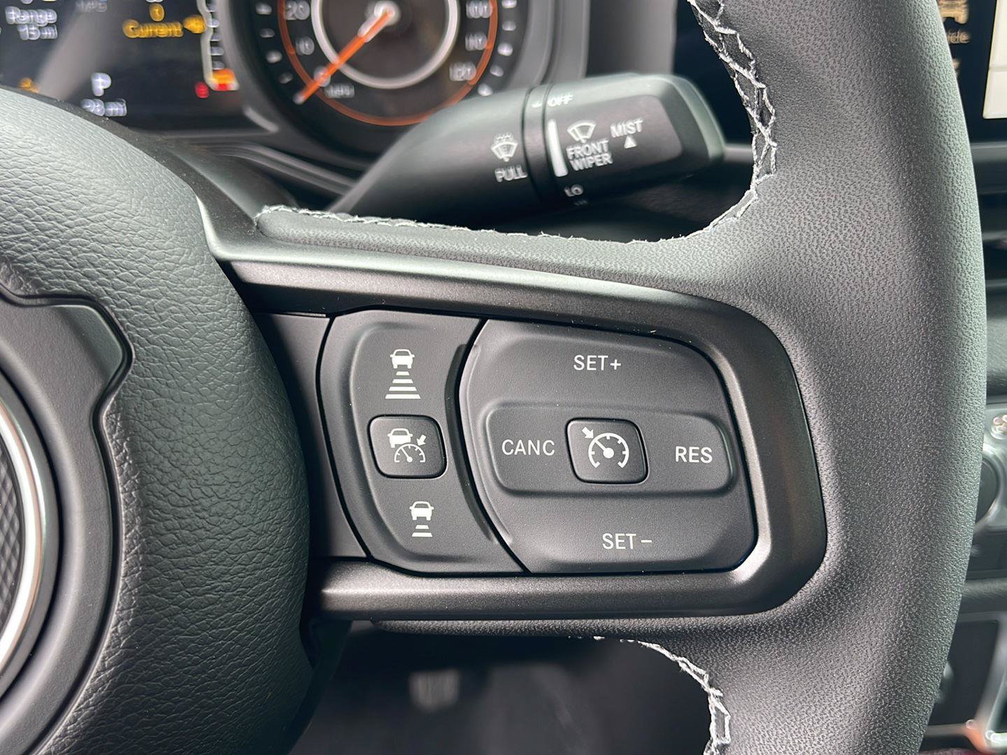 New 2026 Jeep Gladiator Sport AWD/4WD image 17