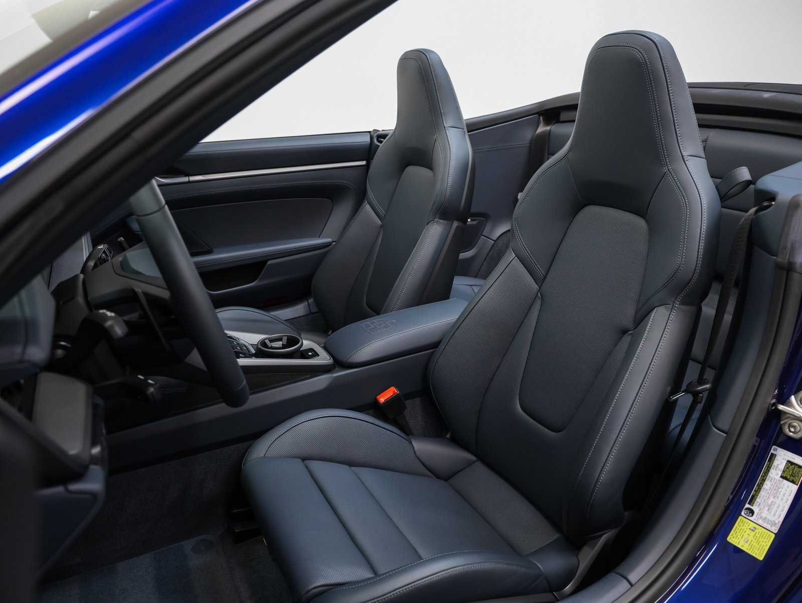 Used 2025 Porsche 911 Carrera image 5