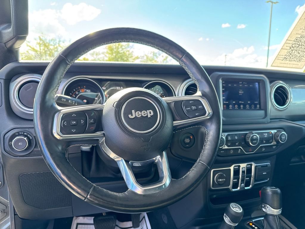 Used 2018 Jeep Wrangler Unlimited Sahara image 20