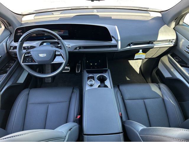 New 2026 Cadillac Vistiq Luxury AWD/4WD image 8