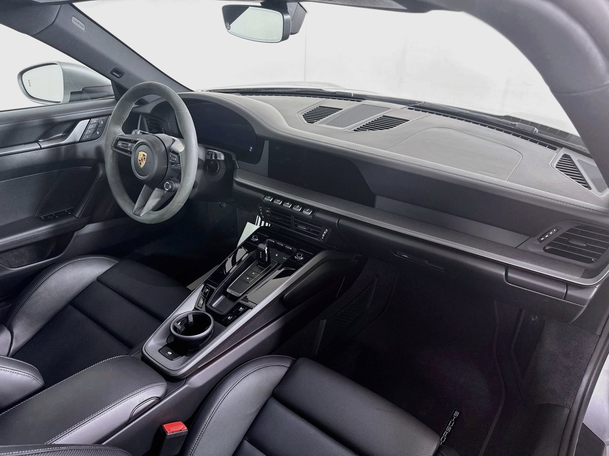 Certified 2025 Porsche 911 Carrera S RWD image 27