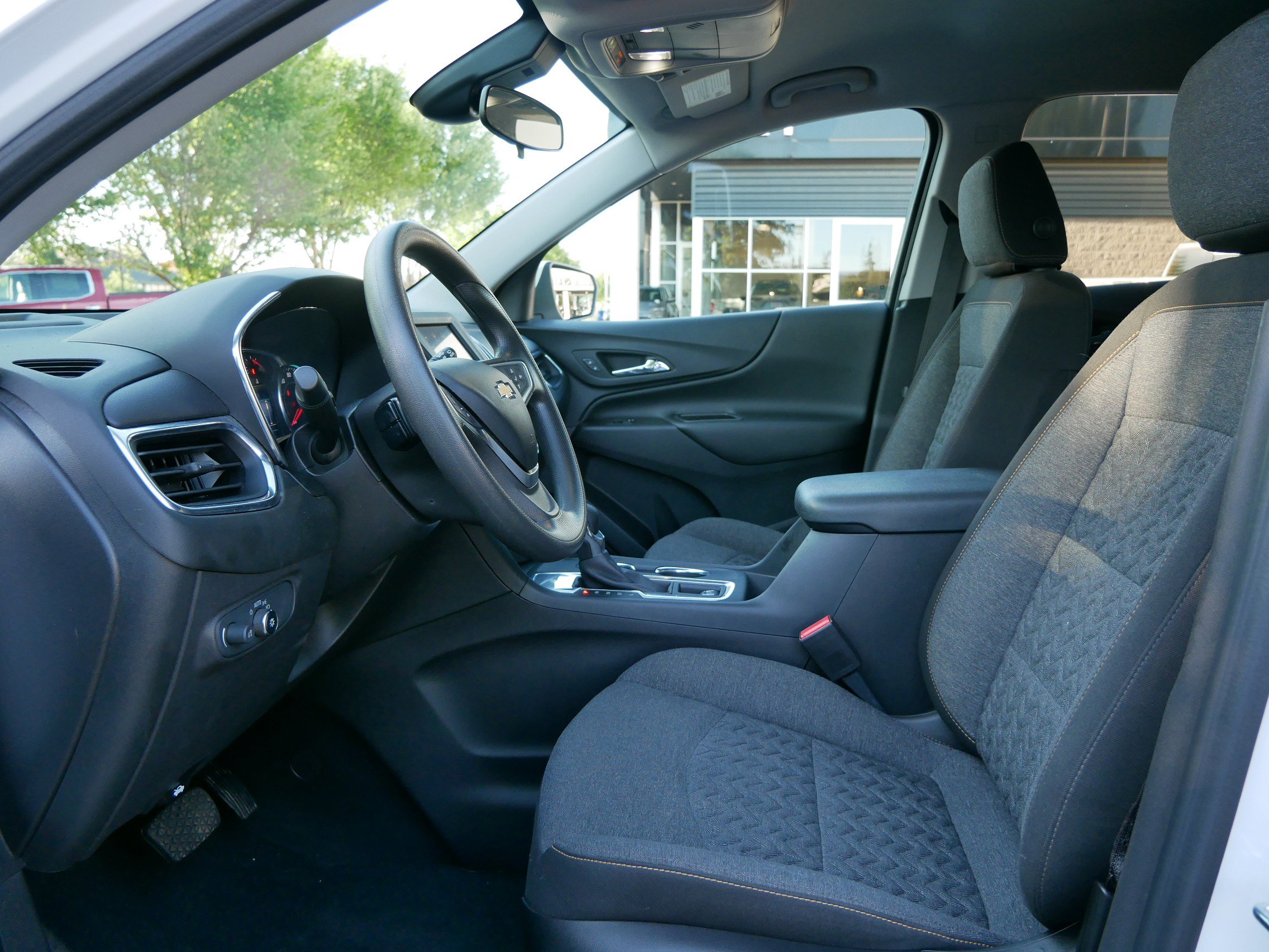 Used 2022 Chevrolet Equinox LT image 12